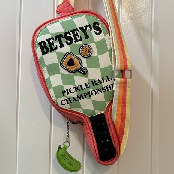 Betsy Johnson - Pickle Ball Campion Crossbody - Picture 1 of 5